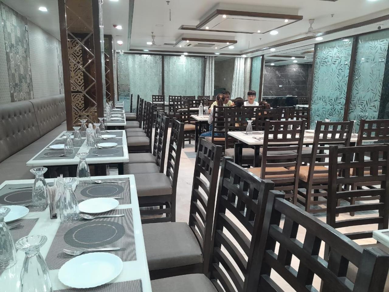 Rich Grand Hotel Agra  Exterior foto